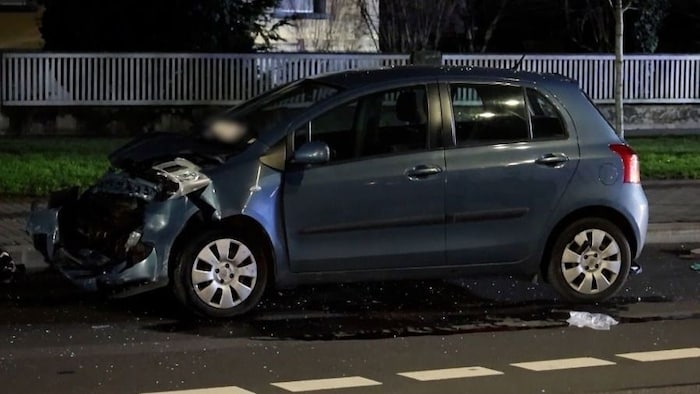 Im deutschen Gießen sind am Montag vier Menschen bei einem Verkehrsunfall verletzt worden.