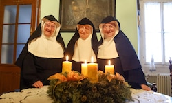 Schwester Bernadette, Schwester Regina und Schwester Rita – es war ein aufregendes Jahr für die ...