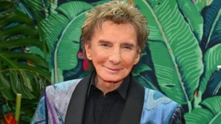 Nach einer langwierigen Bronchitis bekam Barry Manilow eine Lungenkrebs-Diagnose und muss sich ...