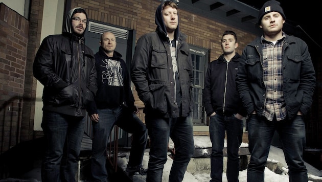 Comeback Kid in der Gegenwart rund um Gitarrist Jeremy Hiebert (2.v.l.) und Sänger Andrew ...