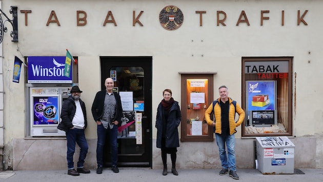 Trafikant Mario Tautter (2. v. li.) mit Birgit Johler, Joachim Hainzl und Filmemacher Masoud ...