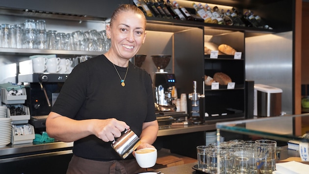 Heute kann Sükran wieder lachen. Vor ein paar Jahren war sie kaum imstande, einen Föhn zu ...