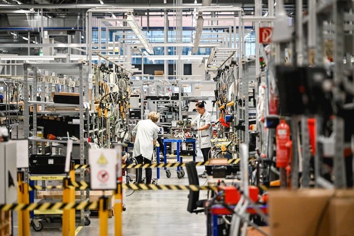 Am größten Produktionsstandort in Sattledt arbeiten rund 2000 Beschäftigte auf 69.000 ...