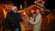 Dieses Duo freut sich seit Monaten aufs Christkind: DJ Ötzi und seine Tochter Lisa-Marie Friedle ...