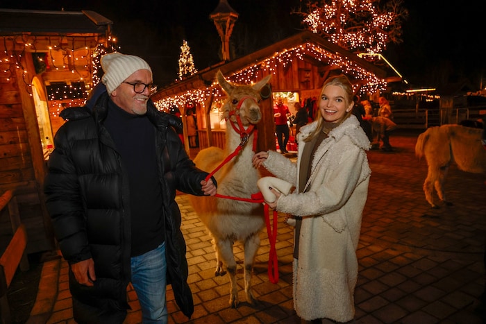Neuer Job, neues Glück: Lisa-Marie Friedle (im Bild mit Papa DJ Ötzi auf Gut Aiderbichl) wird in ...