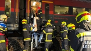 Panne auf der Weststrecke – für etwa 160 Betroffene sowie die Einsatzkräfte war es eine lange ...