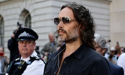 Russell Brand muss im Jänner vor Gericht erscheinen. 