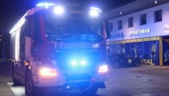 Die Feuerwehr musste den Mann aus seiner misslichen Lage befreien.