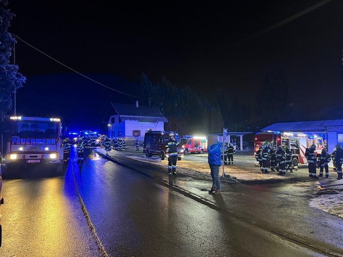 Insgesamt löschten 112 Florianis das Feuer.