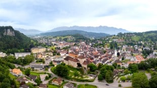 In der Montfortstadt Feldkirch sind die Immobilienpreise im Jahr 2025 signifikant gestiegen.