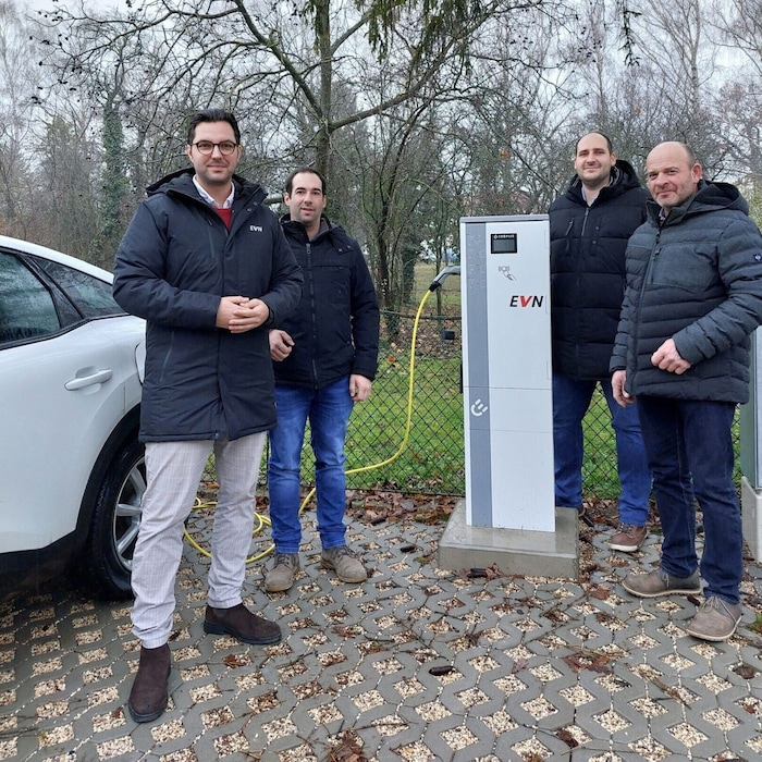 Auch in Unterretzbach „betankt“ die EVN Elektroautos.