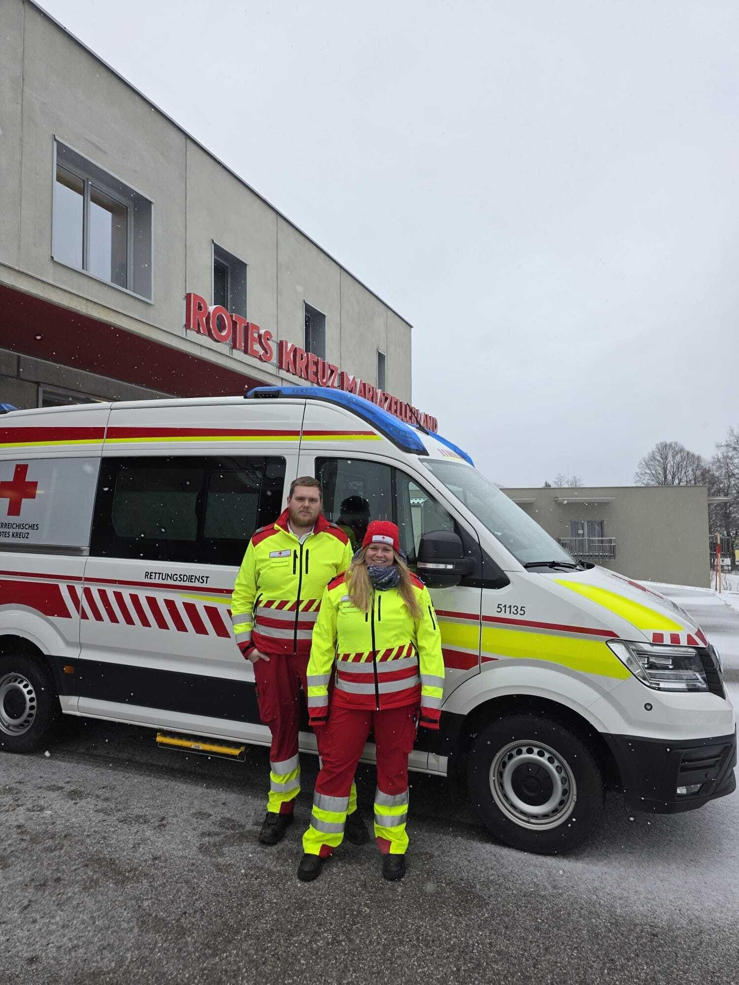 Nina und Thomas vom Roten Kreuz