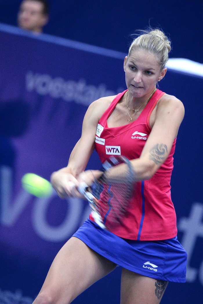 Mit Karolina Pliskova duellierte sich Julia Grabher im Training auf Teneriffa.