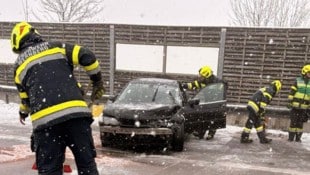 Die FF Wernberg rückte mit Kollegen aus.