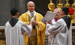Papst Leo zelebrierte seine erste Christmette im Petersdom. 