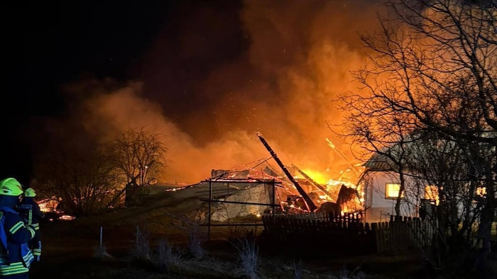 Teile des Hofes wurden völlig zerstört.