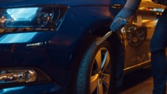 Der beschädigte Pkw war in der Körnerstraße abgestellt (Symbolbild).