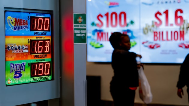 „Das ist wirklich ein außergewöhnlicher Gewinn, der das Leben verändert“, so „Powerball“-Chef ...