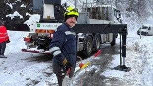 Ein Monteur der Energienetze Steiermark bei seinem Einsatz am Feiertag