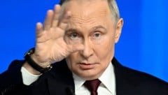 Putin greift tief in die Taschen der Russen.