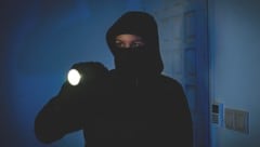 Die beiden Frauen versuchten auch beim Nachbarn einzubrechen.