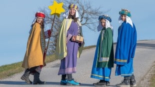Von 27. Dezember 2025 bis 6. Jänner 2026 sind wieder Hunderte Sternsinger in ganz Salzburg ...
