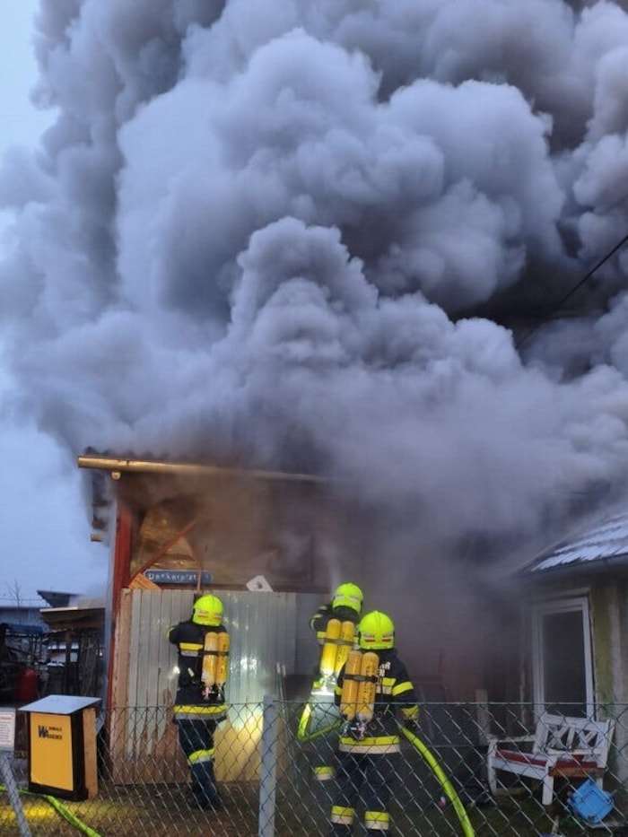 Die Rauchentwicklung war bereits von Weitem sichtbar.