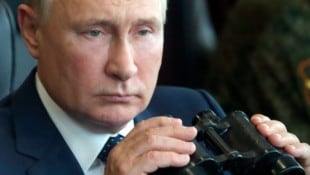 Lässt Kremlchef Wladimir Putin Worten nun Taten folgen und Hyperschallraketen in Belarus ...