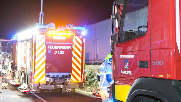 Die Einsatzkräfte der Feuerwehr Rankweil hatten keine große Mühe mehr, den Brand zu löschen ...