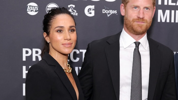 Herzogin Meghan und Prinz Harry schlagen gegen die bösen Behauptungen des Royal-Autors nun in ...