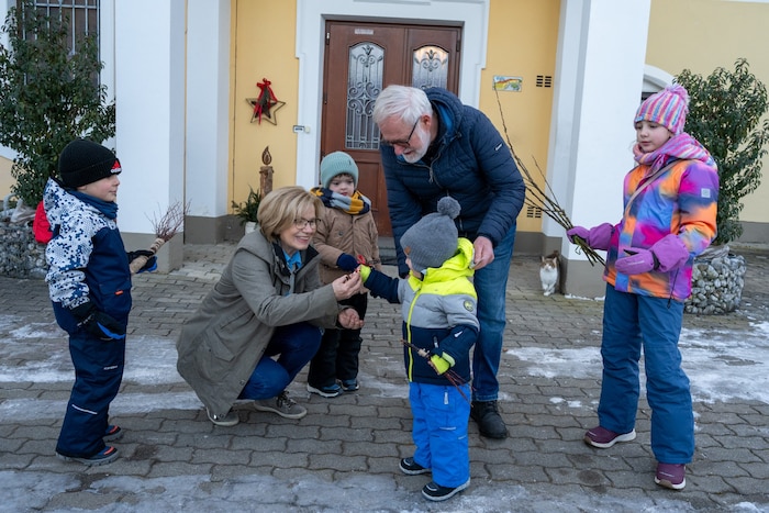 Beim Schlagen soll die Kraft der Zweige übertragen werden.