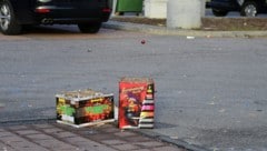 Raketen und Böller können Schäden an Autos verursachen.