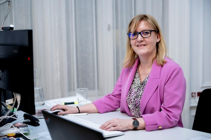 AMS-Chefin Sandra Kern