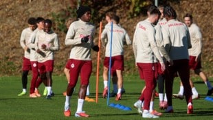 Bei Red Bull Salzburg könnte es schon im Winter zu Abgängen kommen. Der Kader ist viel zu groß. 