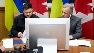 Präsident Wolodymyr Selenskyj und Premier Mark Carney besprachen wichtige Punkte des ...