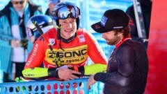 Marco Odermatt (links) mit dem großen Sieger Marco Schwarz