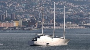 Die Segeljacht des russischen Oligarchen Andrej Melnichenko liegt seit 2022 in Triest.