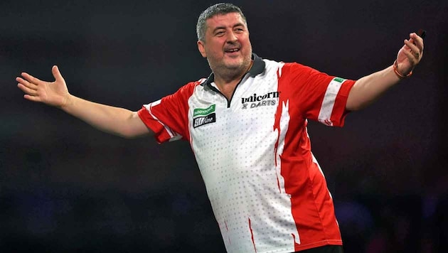 Mensur Suljovic zollt Luke Littler höchsten Respekt, Joe Cullen versteht er nicht.