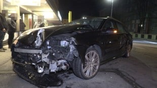 Dass es der Wagen überhaupt noch bis zum Lokal in der Montfortstraße schaffte, ist erstaunlich. 