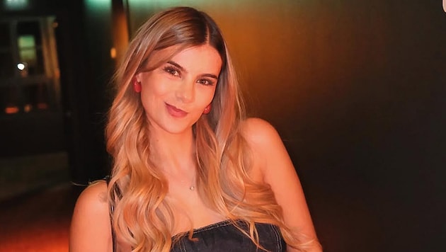 Model Romina Palm hatte sich ihren Ski-Urlaub wohl anders vorgestellt.