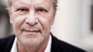 Schauspieler Peter Sattmann ist am ersten Weihnachtstag gestorben. Er wurde 77 Jahre alt.