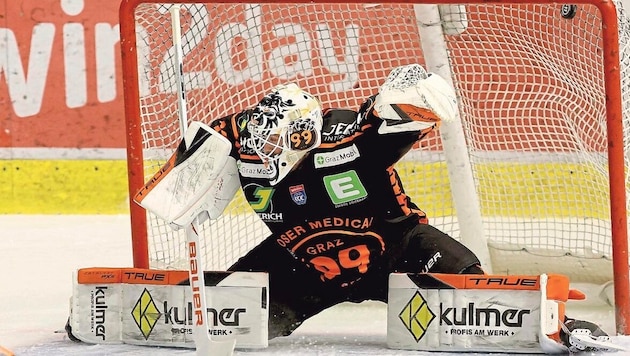 Max Lagace musste nach 29 Minuten mit Kreislaufproblemen vom Eis.