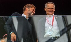 Red Bull-Fußballchef Jürgen Klopp mit Red Bull Salzburgs Geschäftsführer Stephan Reiter. 
