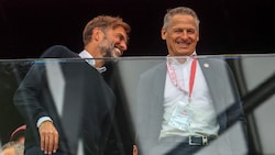 Red Bull-Fußballchef Jürgen Klopp mit Red Bull Salzburgs Geschäftsführer Stephan Reiter. 