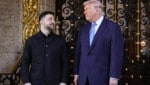 Trump erwähnt mittlerweile bei jeder Gelegenheit, dass Selenskyj für die hohen Spritpreise in ...