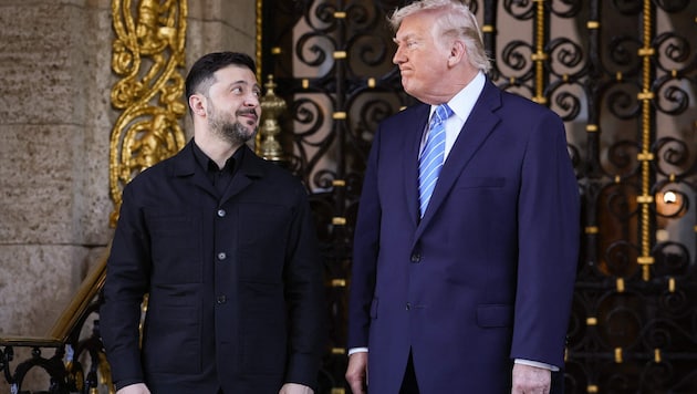 Laut dem ukrainischen Präsidenten Wolodymyr Selenskyj befinden sich bereits Experten und auch ...