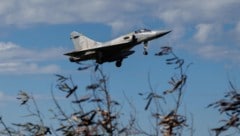 In fünf Zonen rund um Taiwan führt China Schießübungen durch.