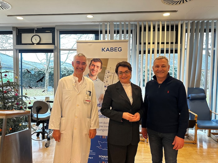 Primarius Georg Pinter, Landesrätin Beate Prettner und Johann Lintner von der ÖGK Kärnten ...