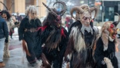 Perchtenläufe spiegeln noch etwas von jenen unseligen Geistern wider, die ihr Unwesen besonders ...