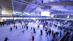 Die Stadt muss künftig die Kosten für die Eishalle stemmen.